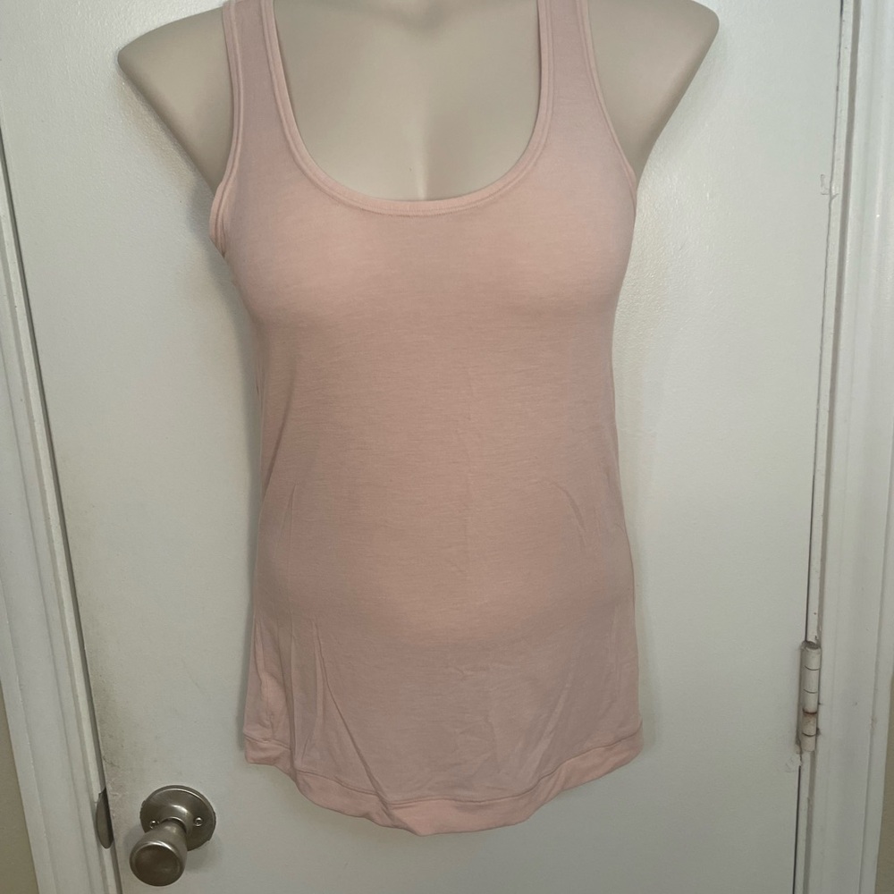 Classic Scoop Neck Tank Top - Blush Pink
